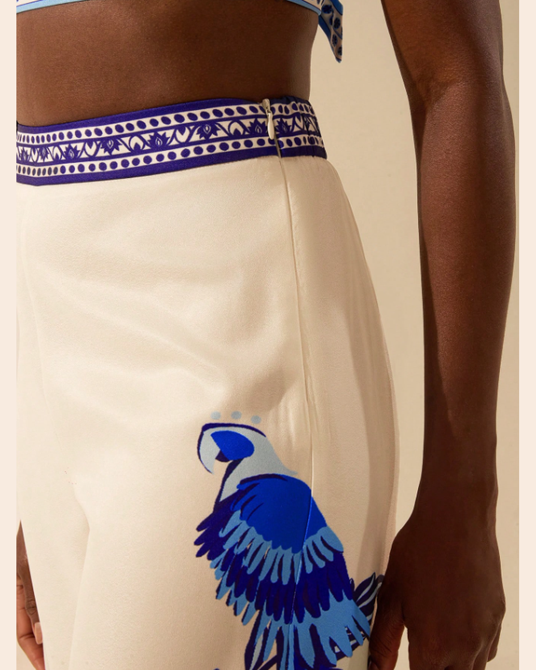 Calça Pantalona Azul Porcelana